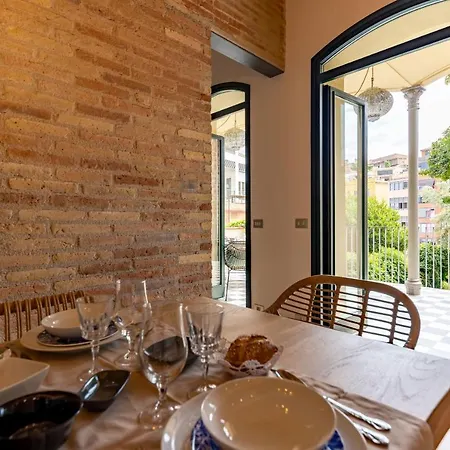 Bravissimo Placa De La Independencia Garden View, With Large Terrace Апартаменты Жирона