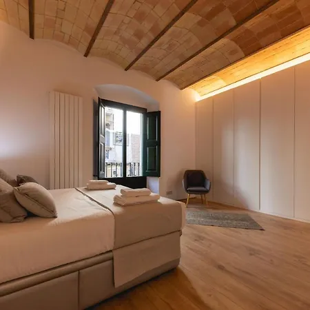 Bravissimo Placa De La Independencia Garden View, With Large Terrace Apartment Gerona