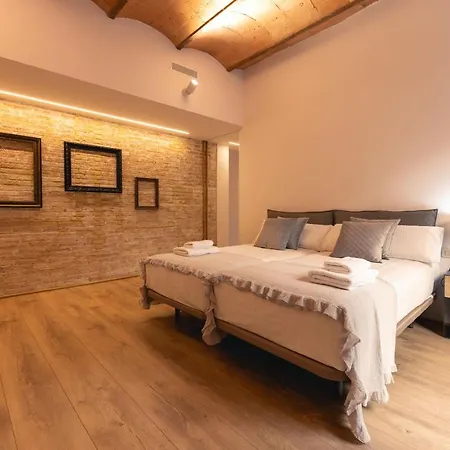 Bravissimo Placa De La Independencia Garden View, With Large Terrace Διαμέρισμα *