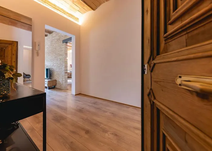 Bravissimo Placa De La Independencia Garden View, With Large Terrace 公寓