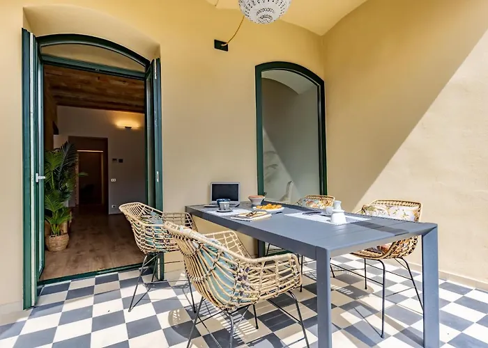 Apartament Bravissimo Placa De La Independencia Garden View, With Large Terrace *