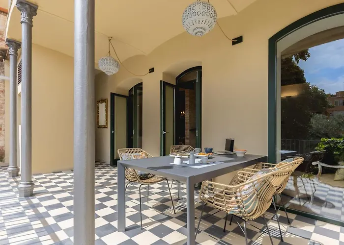 Bravissimo Placa De La Independencia Garden View, With Large Terrace Apartament *