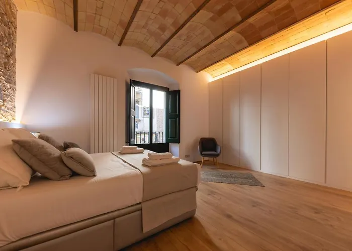 Bravissimo Placa De La Independencia Garden View, With Large Terrace Apartament Girona