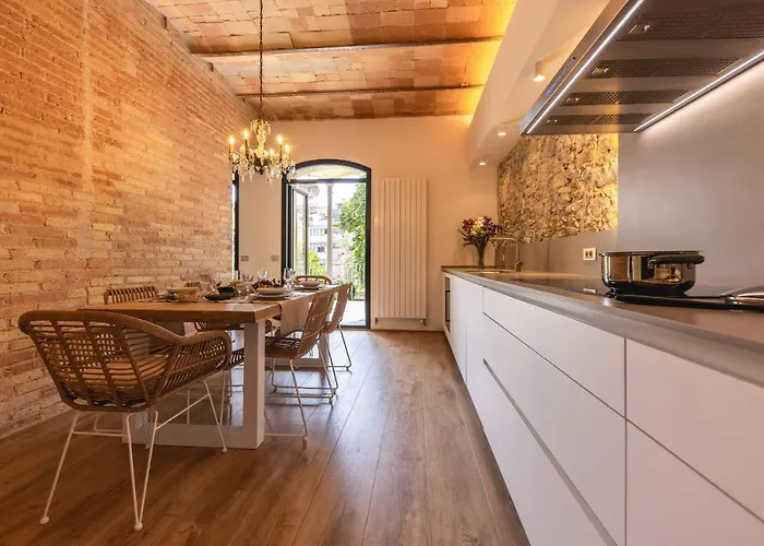 Bravissimo Placa De La Independencia Garden View, With Large Terrace Girona